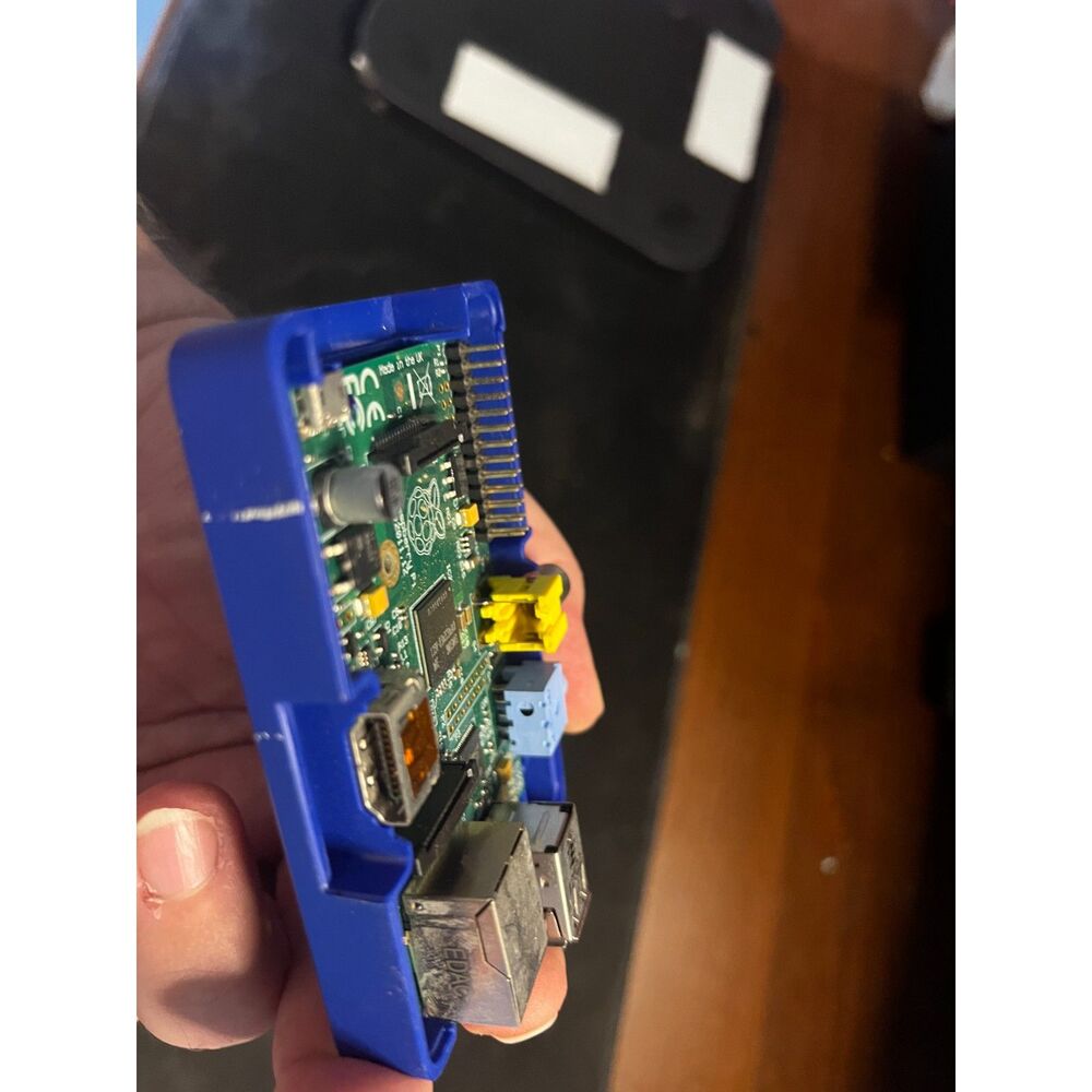 Raspberry Pi Model B Single Board Computer in Blue Case - Untested - Picture 5 of 7